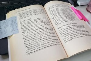 Money Saving Books Every Mom Needs | Frugal Fun Mom